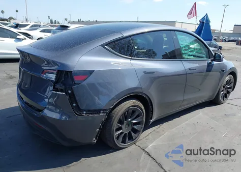 2022 Tesla Model Y Long Range Dual Motor All-Wheel Drive из США, поврежденный, VIN 7SAYGAEE7NF550199